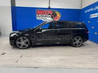Usado Mercedes R350 265 CV (194 kW) 2012 Negro Monovolumen