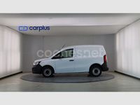 Usado Renault Kangoo 95 CV (69 kW) 2024 Mineral blanco (opaco) Monovolumen