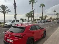 Usado Lexus UX Business Edition 184 CV (135 kW) 2021 Rojo SUV