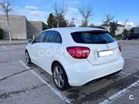 Usado Mercedes A180 Urban 109 CV (80 kW) 2014 Blanco Berlina