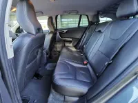 Usado Volvo V60 CC Summum 150 CV (110 kW) 2018 Gris / plata Familiar