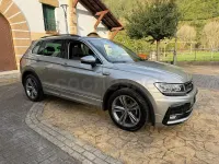 Usado VW Tiguan R-line 150 CV (110 kW) 2020 Gris / plata SUV