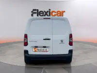 Usado Peugeot Partner 102 CV (75 kW) 2021 Blanco Monovolumen