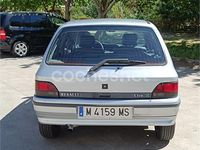 Usado Renault Clio 92 CV (67 kW) 1991 Gris / plata Utilitario