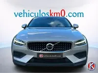 Usado Volvo V60 CC Core 197 CV (144 kW) 2022 Gris Familiar