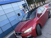 Usado Seat Leon FR 130 CV (95 kW) 2019 Rojo Berlina