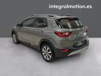 Usado Kia Stonic 84 CV (61 kW) 2022 Otro SUV