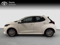 Usado Toyota Yaris Hybrid Active 116 CV (85 kW) 2022 Blanco Berlina