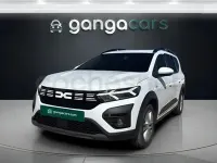 Usado Dacia Jogger Extreme 110 CV (80 kW) 2024 Blanco Monovolumen
