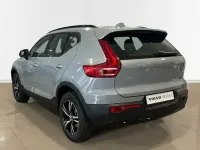 Nuevo Volvo XC40 Plus 163 CV (119 kW) 2026 Gris / plata SUV