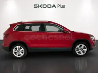 Usado Skoda Karoq Selection 150 CV (110 kW) 2025 Rojo SUV