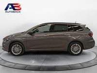 Usado Fiat Tipo Life 95 CV (69 kW) 2022 Gris / plata Familiar