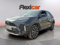 Usado Toyota Yaris Active 116 CV (85 kW) 2024 Gris Utilitario