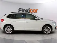 Usado Skoda Kamiq Sport 150 CV (110 kW) 2021 Blanco SUV