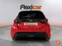 Usado Toyota Yaris Hybrid Edition 116 CV (85 kW) 2021 Rojo