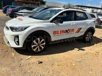 Usado Kia Stonic 84 CV (61 kW) 2023 Blanco SUV