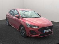 Usado Ford Focus ST-Line 125 CV (91 kW) 2025 Rojo Utilitario