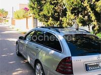 Usado Mercedes C220 143 CV (105 kW) 2003 Gris / plata Berlina