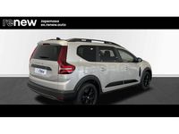 Usado Dacia Jogger Extreme 100 CV (73 kW) 2022 Gris / plata Monovolumen