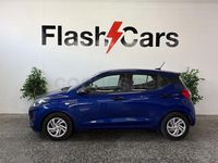 Usado Hyundai i10 67 CV (49 kW) 2023 Azul Utilitario