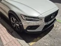 Usado Volvo V60 CC Pro 190 CV (139 kW) 2019 Beige Familiar