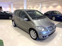 Usado Mercedes A200 Avantgarde 140 CV (102 kW) 2005 Gray Berlina