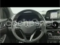 Usado Hyundai Tucson Style 136 CV (100 kW) 2020 Rojo SUV