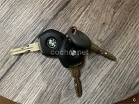 Usado BMW 523 170 CV (125 kW) 1997 Azul Berlina