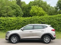 Usado Hyundai Tucson 115 CV (84 kW) 2015 Gris / plata SUV