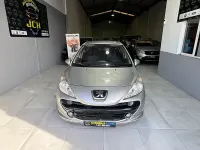 Usado Peugeot 207 75 CV (55 kW) 2008 Beige Berlina