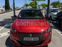Usado Peugeot 208 GT-line 100 CV (73 kW) 2021 Rojo Utilitario