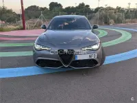 Usado Alfa Romeo Giulia Veloce 280 CV (205 kW) 2024 Gris / plata Berlina