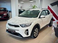 Usado Kia Stonic 100 CV (73 kW) 2022 Blanco SUV