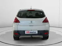 Usado Peugeot 3008 Allure 132 CV (97 kW) 2016 Blanco SUV