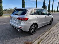 Usado Mercedes B180 116 CV (85 kW) 2021 Gris / plata Monovolumen