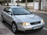 Usado Audi A3 Ambiente 101 CV (74 kW) 2000 Gris / plata Utilitario