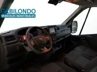 Usado Renault Master 135 CV (99 kW) 2023 Blanco Monovolumen