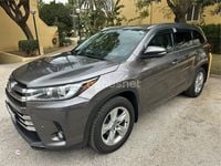 Usado Toyota Highlander Luxury 246 CV (180 kW) 2021 Gris / plata SUV