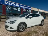 Usado Opel Astra GTC Sportive 165 CV (121 kW) 2012 Blanco Berlina