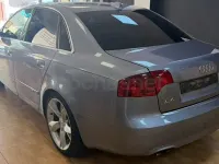 Usado Audi A4 S-Line 140 CV (102 kW) 2006 Gris / plata Berlina