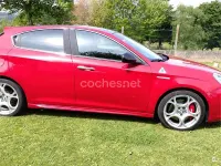 Usado Alfa Romeo Giulietta Quadrifoglio Verde 235 CV (172 kW) 2013 Rojo Utilitario