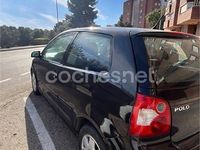 Usado VW Polo Highline 75 CV (55 kW) 2003 Negro Berlina