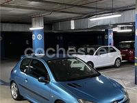Usado Peugeot 206 90 CV (66 kW) 2002 Azul Berlina