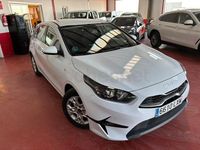 Usado Kia Ceed 136 CV (100 kW) 2022 Blanco Utilitario