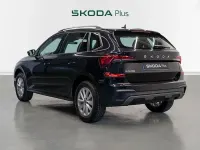 Usado Skoda Kamiq Selection 115 CV (84 kW) 2025 Negro SUV