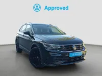 Usado VW Tiguan R-line 150 CV (110 kW) 2023 Negro SUV