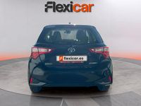 Usado Toyota Yaris Hybrid Active 100 CV (73 kW) 2019 Negro Utilitario