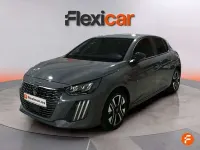Usado Peugeot 208 Allure 101 CV (74 kW) 2025 Gris Utilitario