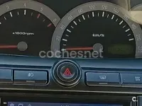 Usado SsangYong Rodius 165 CV (121 kW) 2009 Beige Monovolumen