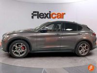 Usado Alfa Romeo Stelvio Sprint 190 CV (139 kW) 2021 Gris SUV